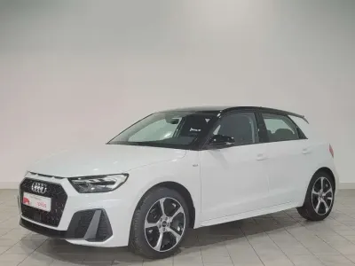 Usado Audi A1 Sportback Black Edition 116 CV (85 kW) 2025 Blanco Utilitario