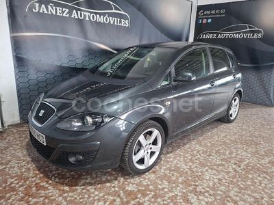 Usado Seat Altea Style 125 CV (91 kW) 2011 Negro Monovolumen