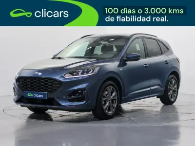 Usado Ford Kuga ST-Line 120 CV (88 kW) 2021 Azul SUV