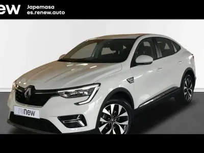 Usado Renault Arkana Intens 140 CV (102 kW) 2022 Blanco universal SUV