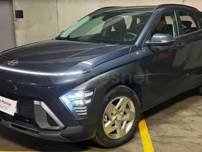 Usado Hyundai Kona 120 CV (88 kW) 2024 Azul SUV