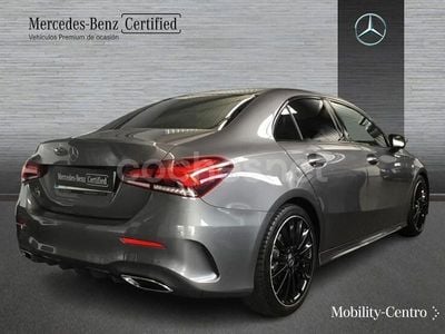 Gris montaña Usado 2022 Mercedes A200 AMG line Berlina | 29.500 € (Precio justo)