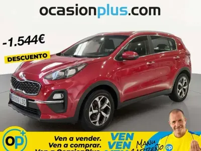 Usado Kia Sportage 136 CV (100 kW) 2021 Rojo SUV