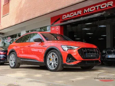 Usado Audi e-tron Sportback 300 kW (408 CV) 2022 Eléctrico SUV