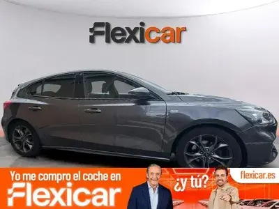 Usado Ford Focus ST-Line 125 CV (91 kW) 2019 Gris Berlina