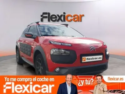 Usado Citroën C4 Cactus Feel 110 CV (80 kW) 2015 Rojo Utilitario