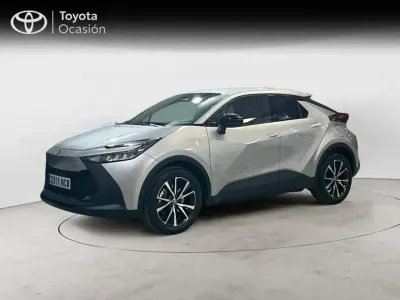 Usado Toyota C-HR Advance 223 CV (164 kW) 2025 Gris / plata SUV