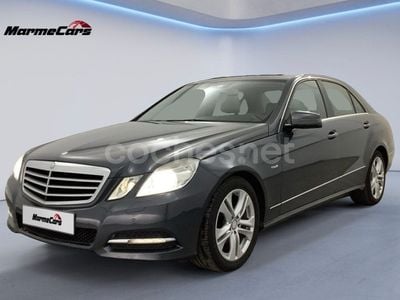 Usado Mercedes E220 Avantgarde 170 CV (125 kW) 2011 Gris / plata Berlina