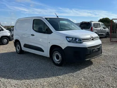 Usado Citroën Berlingo 75 HP (55 kW) 2019 Branco Monovolume