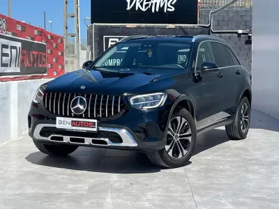 Usado Mercedes GLC300 321 CV (236 kW) 2021 Negro SUV