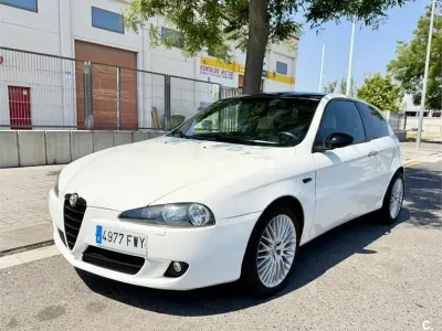 Usado Alfa Romeo 147 Distinctive 150 CV (110 kW) 2007 Blanco Utilitario