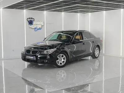 Usado BMW 520 163 CV (119 kW) 2006 Negro Berlina