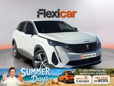 Usado Peugeot 3008 Allure 130 CV (95 kW) 2022 Blanco SUV