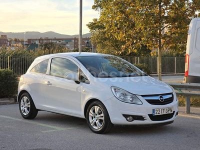 Blanco Usado 2009 Opel Corsa Berlina | 3999 € (Precio justo)