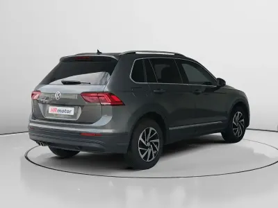 Używany VW Tiguan Advance 150 KM (110 kW) 2019 Szary SUV