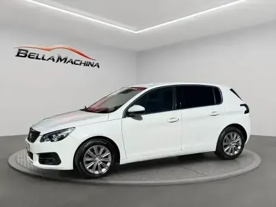 Occasion Peugeot 308 Allure 130 ch (95 kW) 2021 Blanc Berline