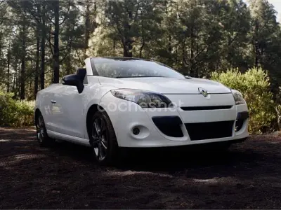 Usado Renault Mégane Cabriolet Dynamique 130 CV (95 kW) 2011 Blanco Descapotable