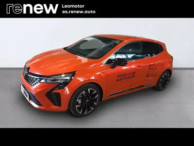 Usado Renault Clio V Techno 145 CV (106 kW) 2025 Naranja Berlina