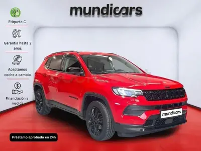 Usado Jeep Compass Night Eagle 131 CV (96 kW) 2022 Naranja SUV