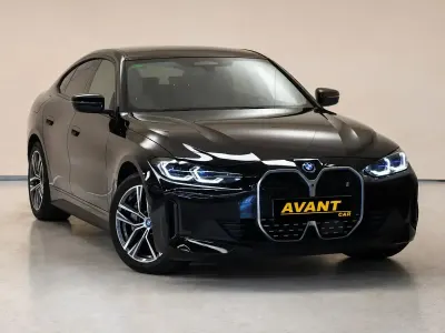 Usado BMW i4 250 kW (340 CV) 2022 Beige Berlina