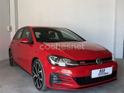 Usado VW Golf VII GTI 245 CV (180 kW) 2019 Rojo Berlina