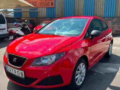 Usado Seat Ibiza Ecomotive 80 CV (58 kW) 2009 Rojo Berlina