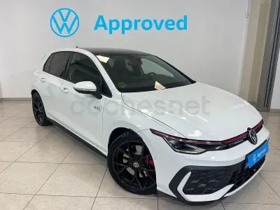 Usado VW Golf VIII GTI 265 CV (194 kW) 2025 Blanco Berlina