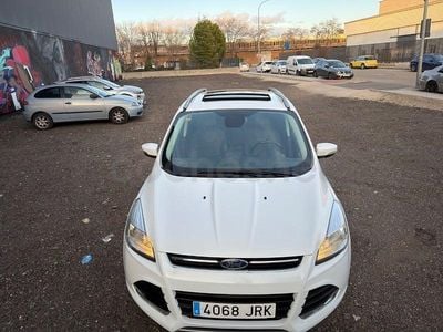 Usado Ford Kuga Titanium 150 HP (110 kW) 2016 Branco SUV