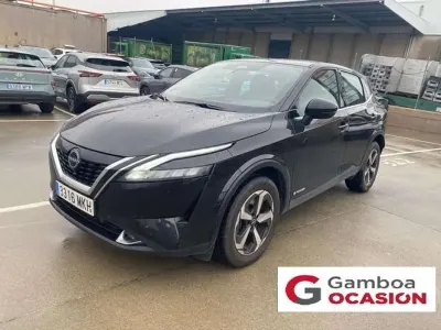 Begagnad Nissan Qashqai Acenta 192 HK (141 kW) 2023 Grå SUV