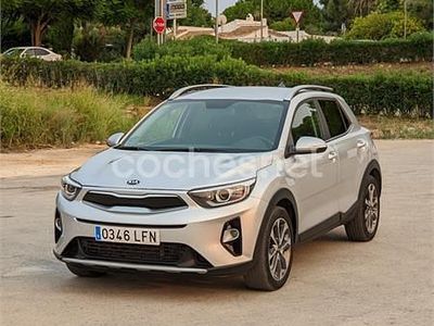 Gris / plata Usado 2020 Kia Stonic SUV | 15.200 € (Precio justo)