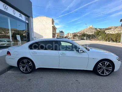 Usado BMW 730L 231 CV (169 kW) 2007 Blanco Berlina