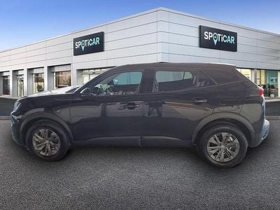 Usado Peugeot 2008 Active 100 CV (73 kW) 2021 Negro SUV