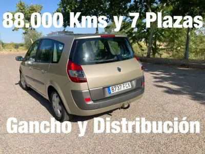 Usado Renault Grand Scénic II Dynamique 131 CV (96 kW) 2006 Gris Monovolumen