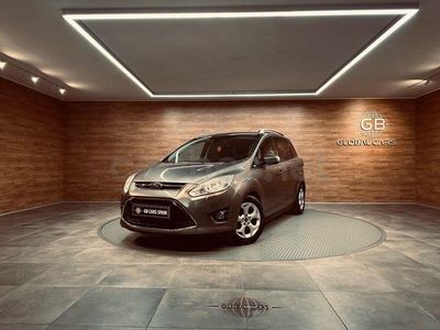 Usado Ford Grand C-Max Trend 125 CV (91 kW) 2013 Gris Monovolumen