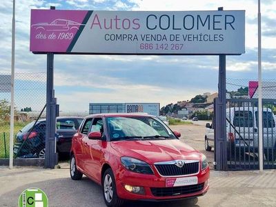 Usado Skoda Fabia 69 CV (50 kW) 2014 Rojo Utilitario