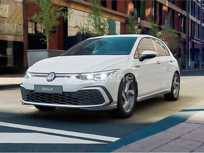 Blanco Usado 2024 VW Golf GTI Berlina | 37.500 € (Caro)