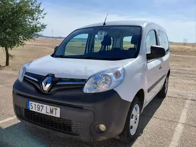 Usado Renault Kangoo Edition One 95 CV (69 kW) 2021 Blanco Monovolumen