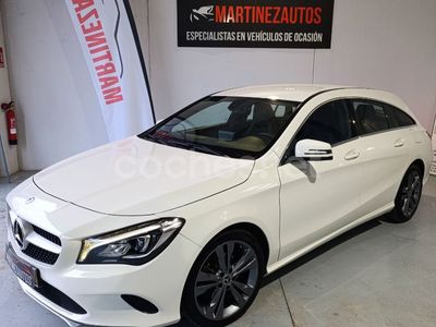 Usado Mercedes CLA200 Shooting Brake 136 CV (100 kW) 2018 Blanco Familiar