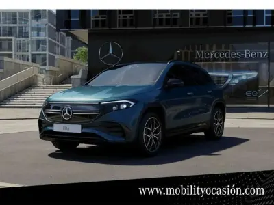 Begagnad Mercedes EQA250 139 kW (190 HK) 2021 Blå SUV