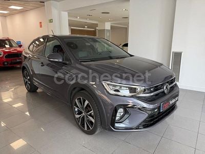 Usado VW Taigo R-line 110 CV (80 kW) 2023 Gris / plata SUV