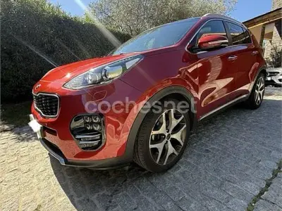 Usado Kia Sportage GT-Line 141 CV (103 kW) 2018 Rojo SUV
