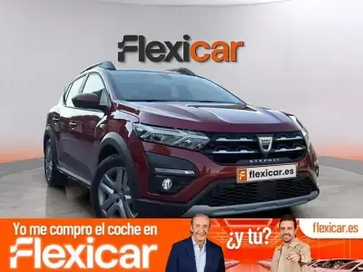 Usado Dacia Sandero Essentiel 101 CV (74 kW) 2022 Rojo Berlina