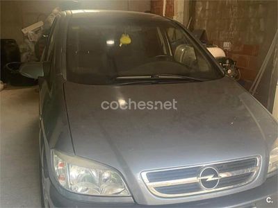 Usado Opel Zafira Elegance 100 CV (73 kW) 2004 Negro Monovolumen