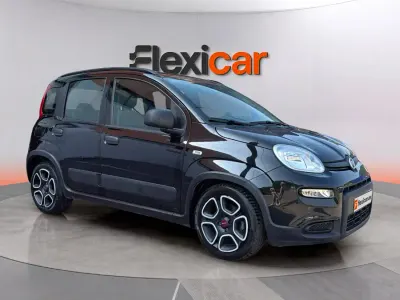 Usado Fiat Panda City Life 71 CV (52 kW) 2022 Negro Utilitario