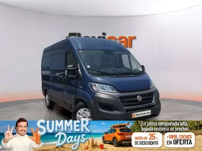 Usado Fiat Ducato 136 CV (100 kW) 2020 Gris Van