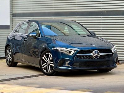 Usado Mercedes A200 150 CV (110 kW) 2020 Azul Berlina
