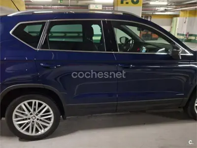 Usado Seat Ateca 4Drive 150 CV (110 kW) 2016 Azul SUV