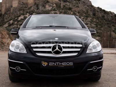 Mercedes B180