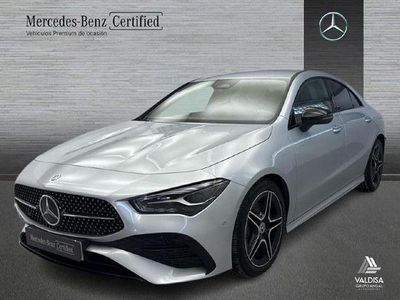 Plata hightech Usado 2025 Mercedes CLA220 AMG line Berlina | 41.200 € (Precio justo)