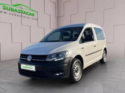 Käytetty VW Caddy 75 HP (55 kW) 2019 Valkoinen Tila-auto
